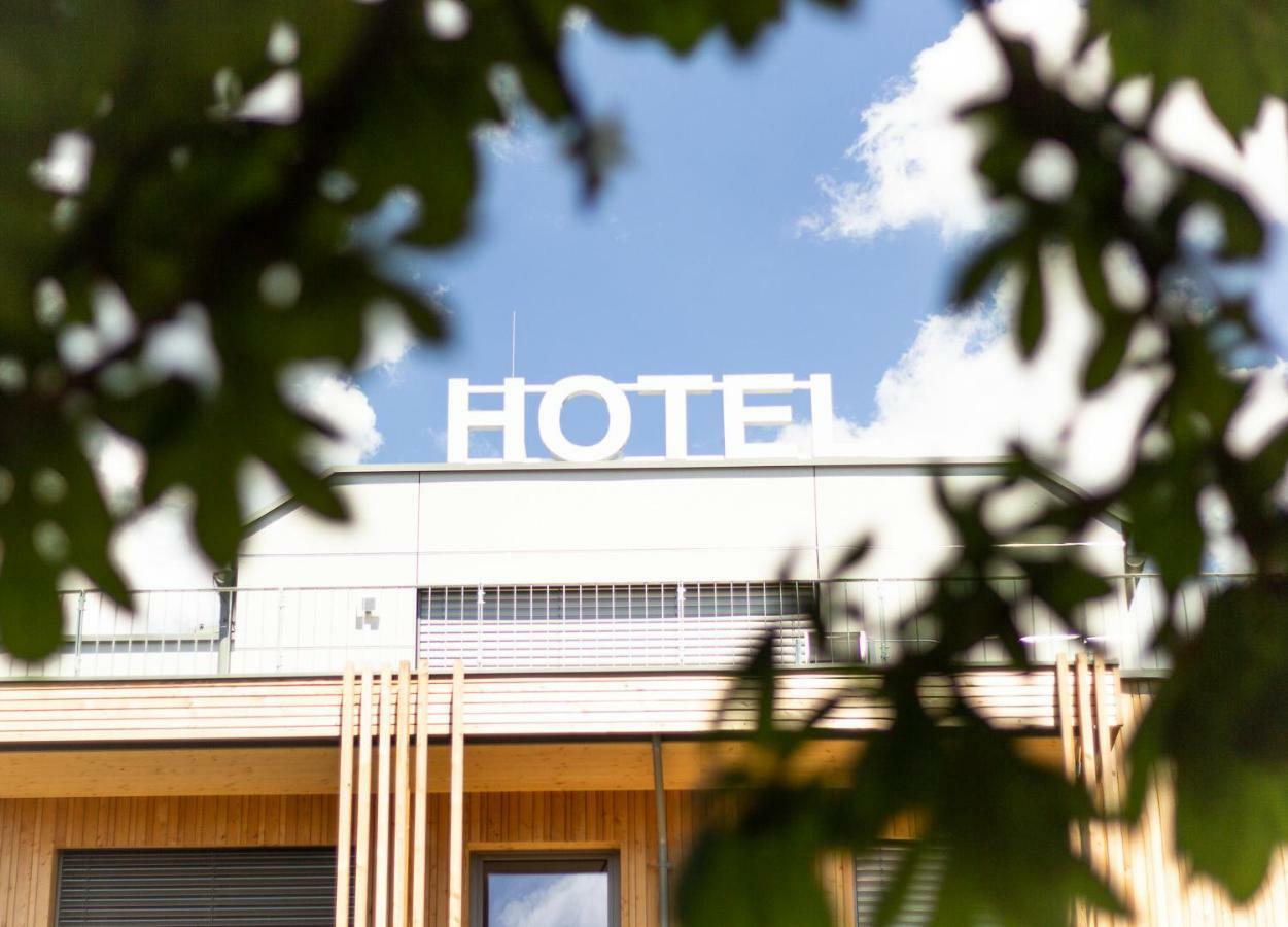 Hotel Weiss Munderfing Exterior foto
